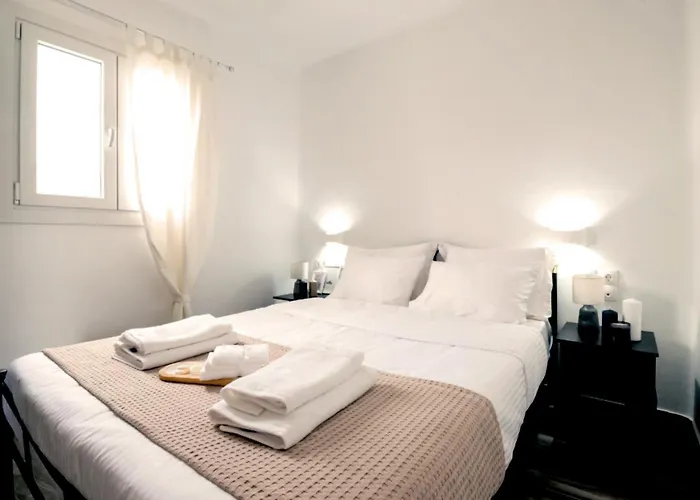 House Suites - Psarou Vakantiehuis